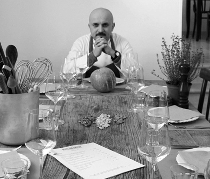 Lo chef Stefano D’Onghia nel suo locale