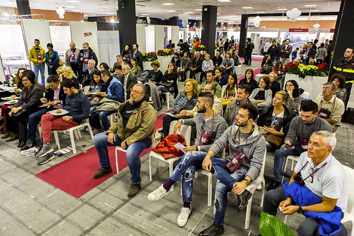 Assaggi a EFW durante uno show cooking