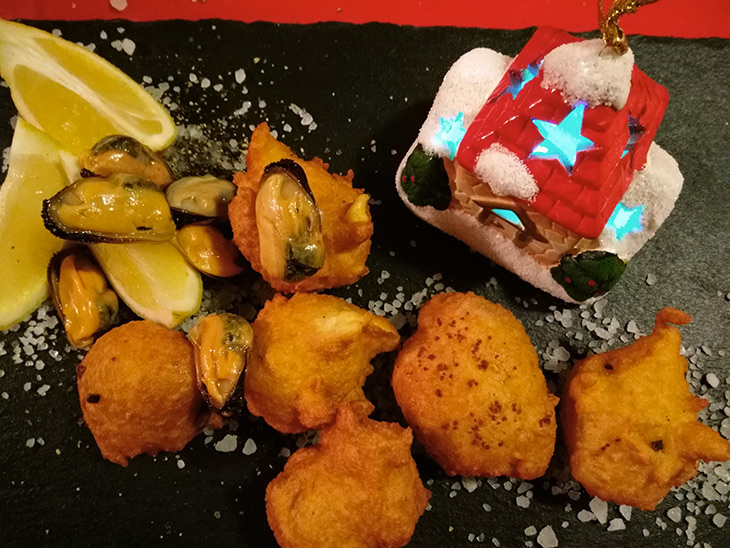 Frittelle di ceci con le cozze