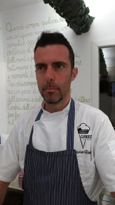Dario Rossi nella sua gelateria Greed Avidi di Gelato