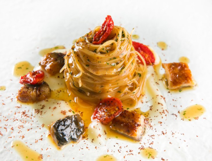 Capellini Aglio Olio Peperoncino e Anguilla Affumicata_Francesco Apreda