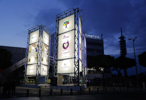 Il Vinitaly 2019 by night