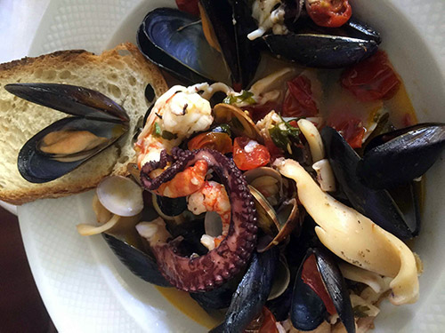 La Zuppetta di pesce senza lische dello chef Marino Marchi