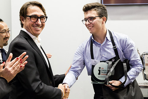 Luigi Morello premia Stefano Cevenini