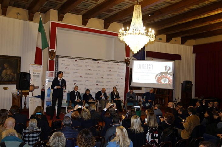 La presentazione della guida cartacea Vinetia 2020