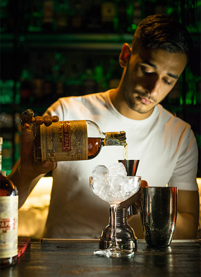 Rhum Don Papa Cask Finish usato per un cocktail