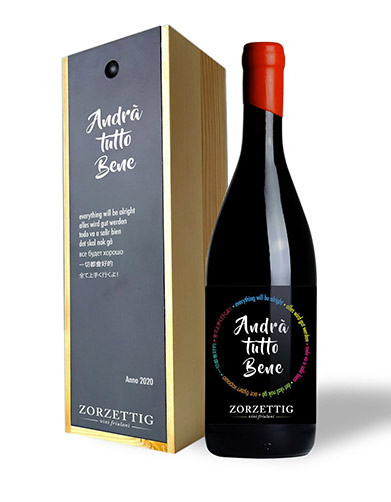 Bottiglia e cofanetto dell’Andrà tutto bene Zorzettig