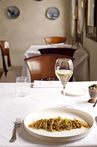 Interno di un ristorante in Franciacorta