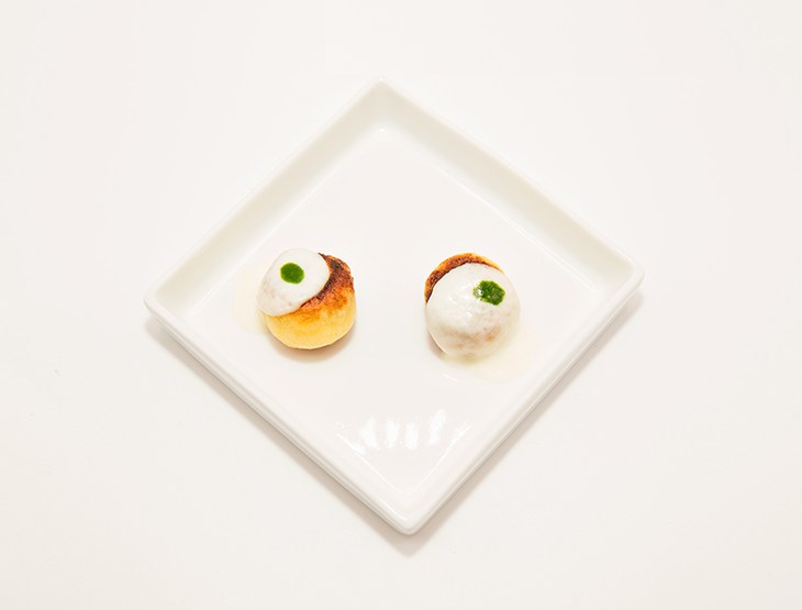 Gnocco ripieno, parmigiana di melanzane, basilico e provola di bufala