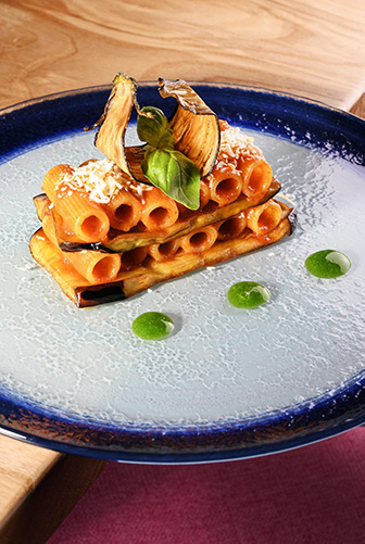 La Pasta alla Norma dello chef Beppe Barone