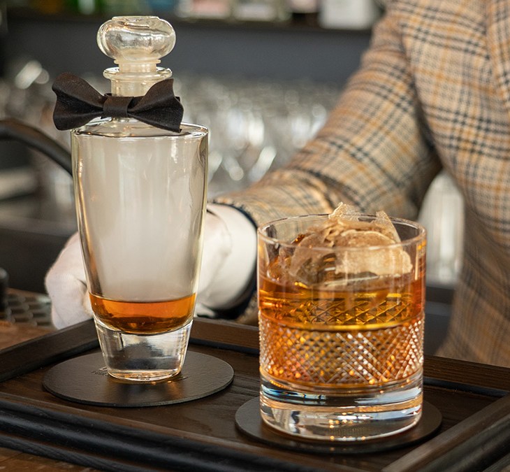 ALIAN GENTLEMAN di Guglielmo Miriello