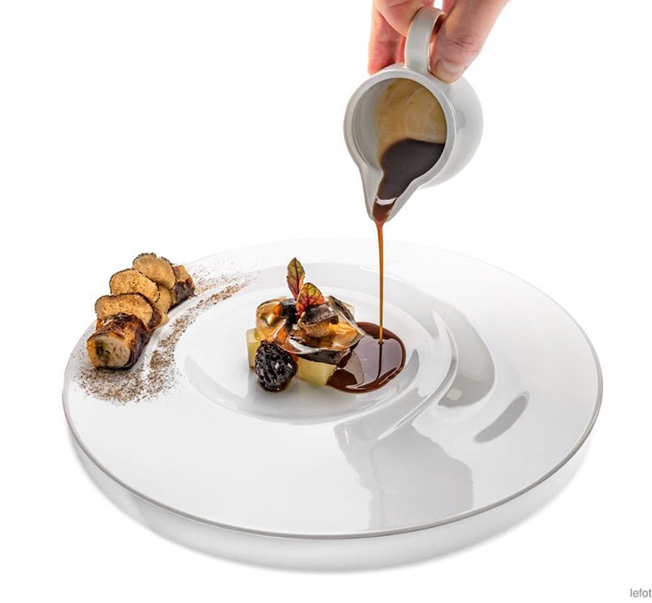 GALANTINA DI AGNELLO SAMBUCANO AI CARCIOFI, SPUGNOLE, GAMBERI DI FIUME E TARTUFO NERO  